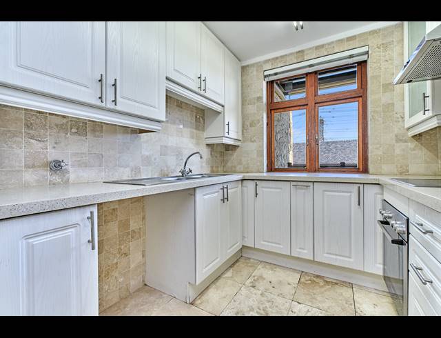 2 BEDROOM APARTMENT FOR SALE IN WATERFALL HILLS MATURE LIFESTYLE ESTATE